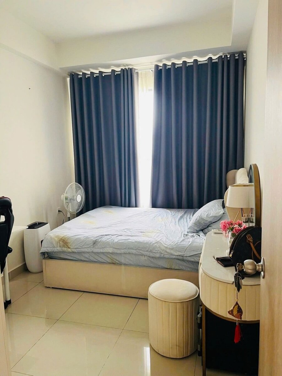 Cho thuê căn hộ 1 phòng ngủ 51m2 The Sun Avenue