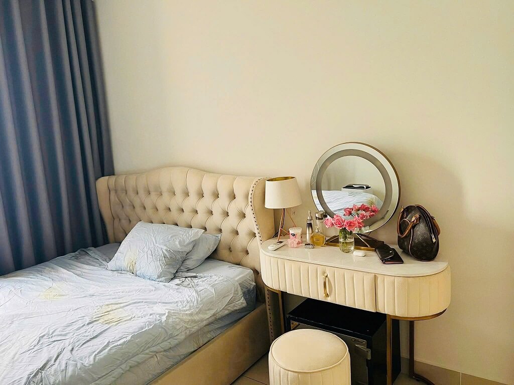 Cho thuê căn hộ 1 phòng ngủ 51m2 The Sun Avenue